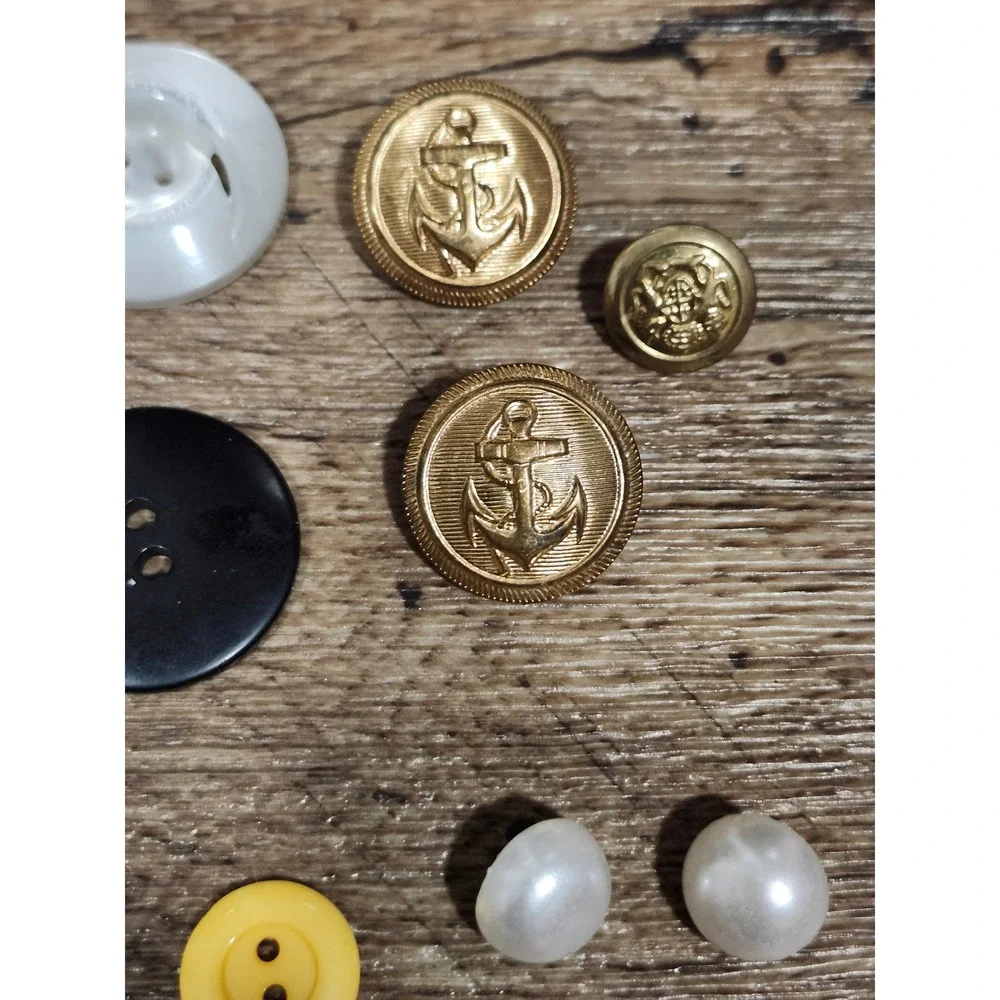 Vintage Le Bouton Sewing Button Lot Aqua Blue Gold White Mixed Assortment Spool
